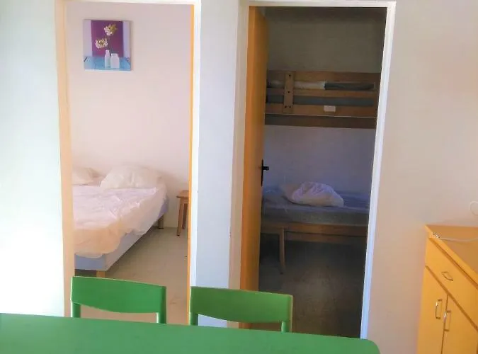 Village Yaloer Villefranche-de-Panat