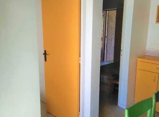 Village Yaloer База отдыха Villefranche-de-Panat